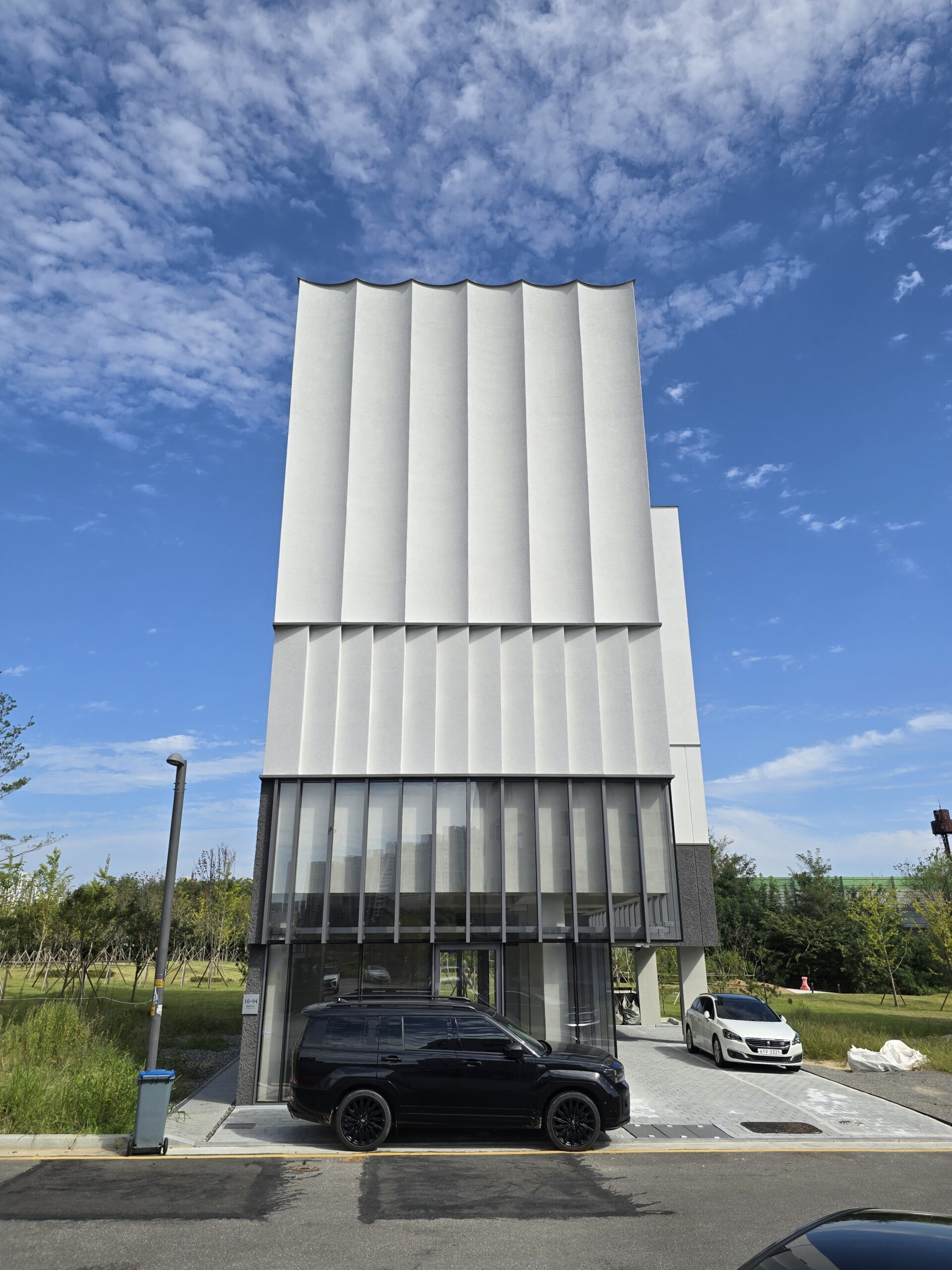 Paju White House